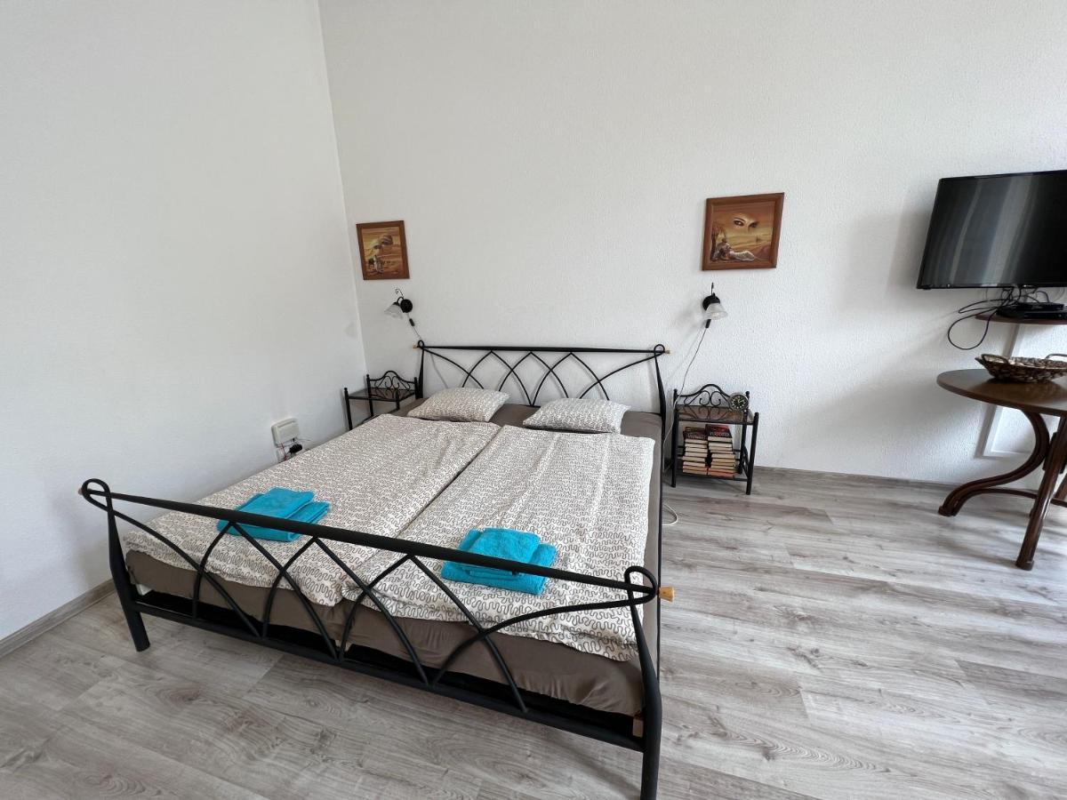 Apartment Alice Center Karlsbad Buitenkant foto