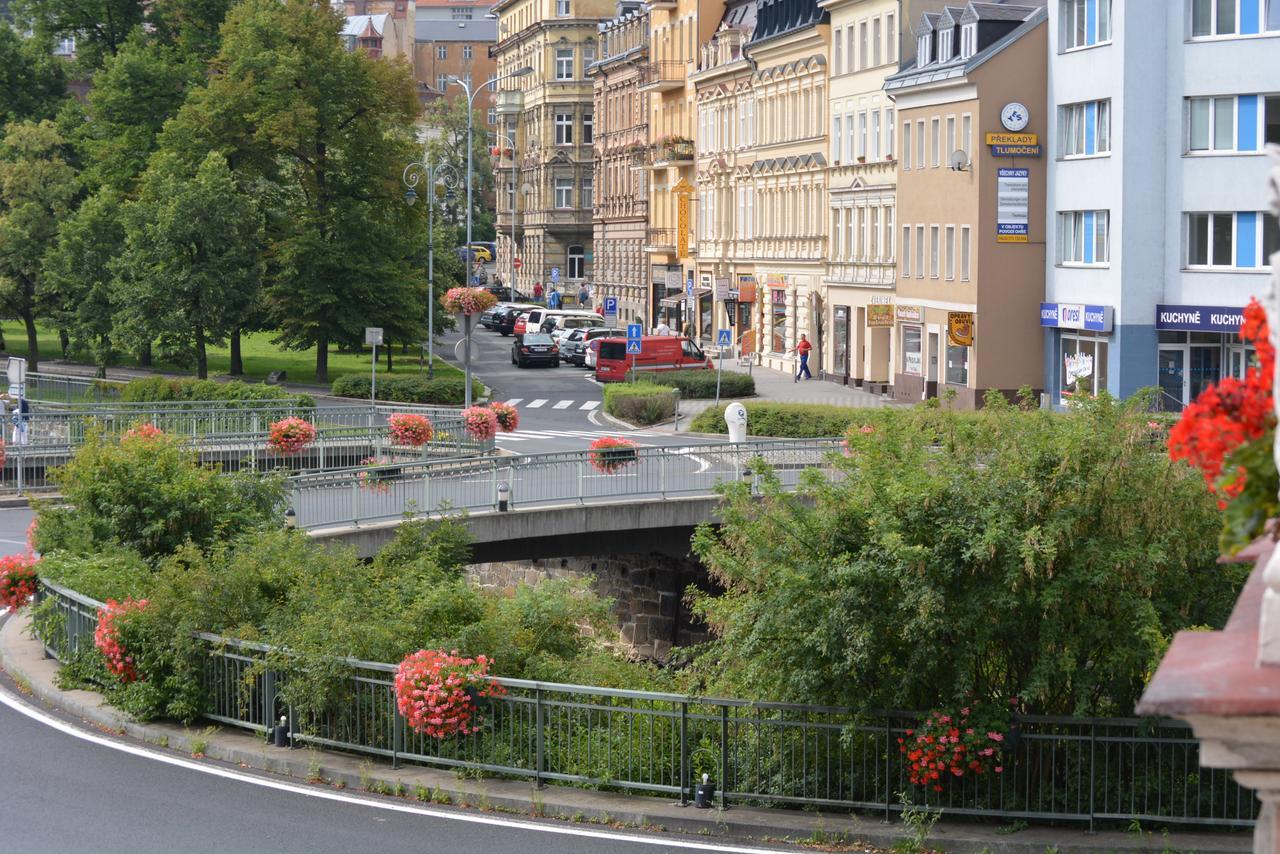 Apartment Alice Center Karlsbad Buitenkant foto